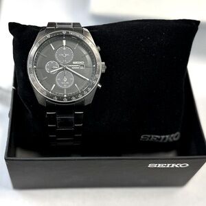 Seiko Men’s Chronograph Analog Watch SSC721
